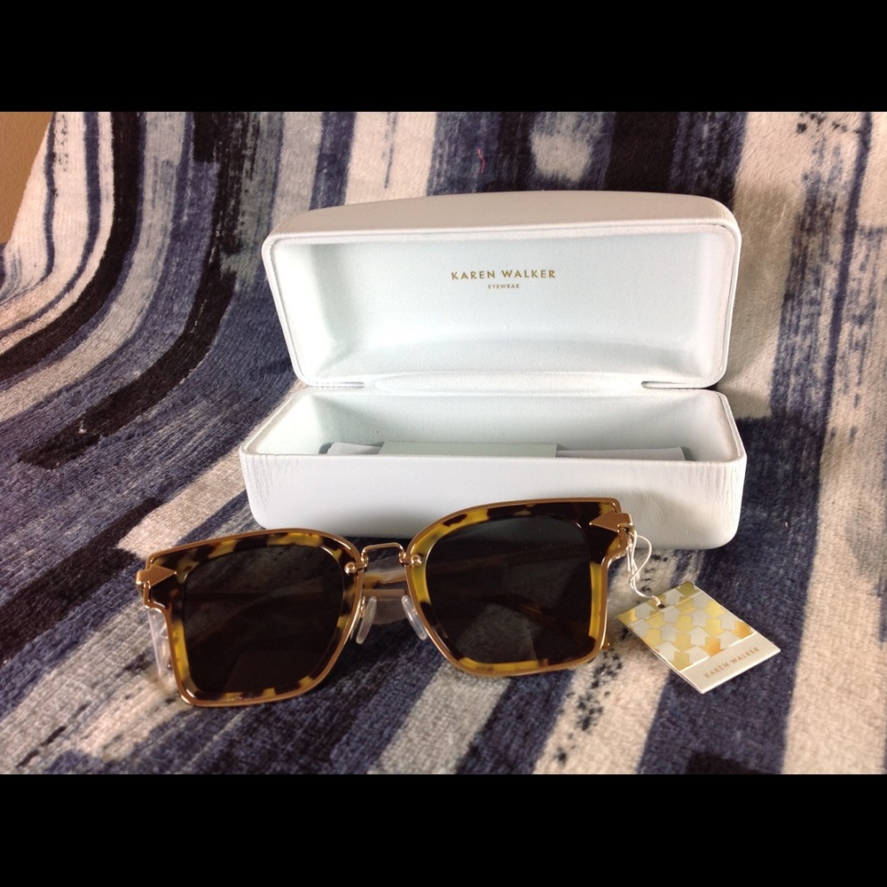 Karen walker nwt rebellion sunglasses